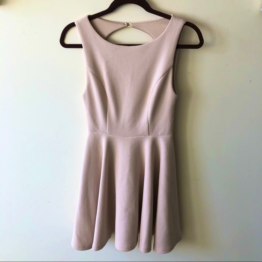 Lulu’s GORGEOUS Light Dusty Pink Backless Skater Dress